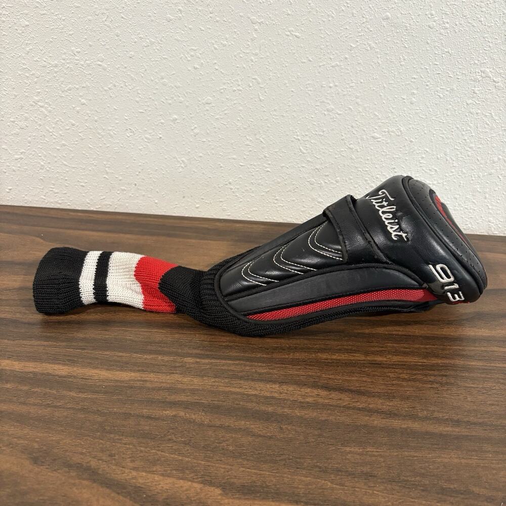 Titleist 913F Fairway Wood Headcover Golf Club Cover Black Red #19 GUC